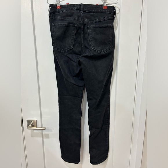 Old Navy Jeans - Picture 2 of 3